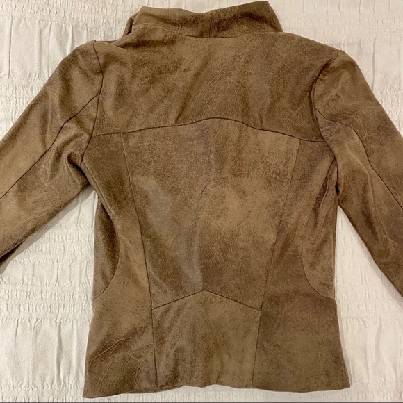 ⭕️SOLD⭕️Zara Suede Jacket - Picture 5 of 5